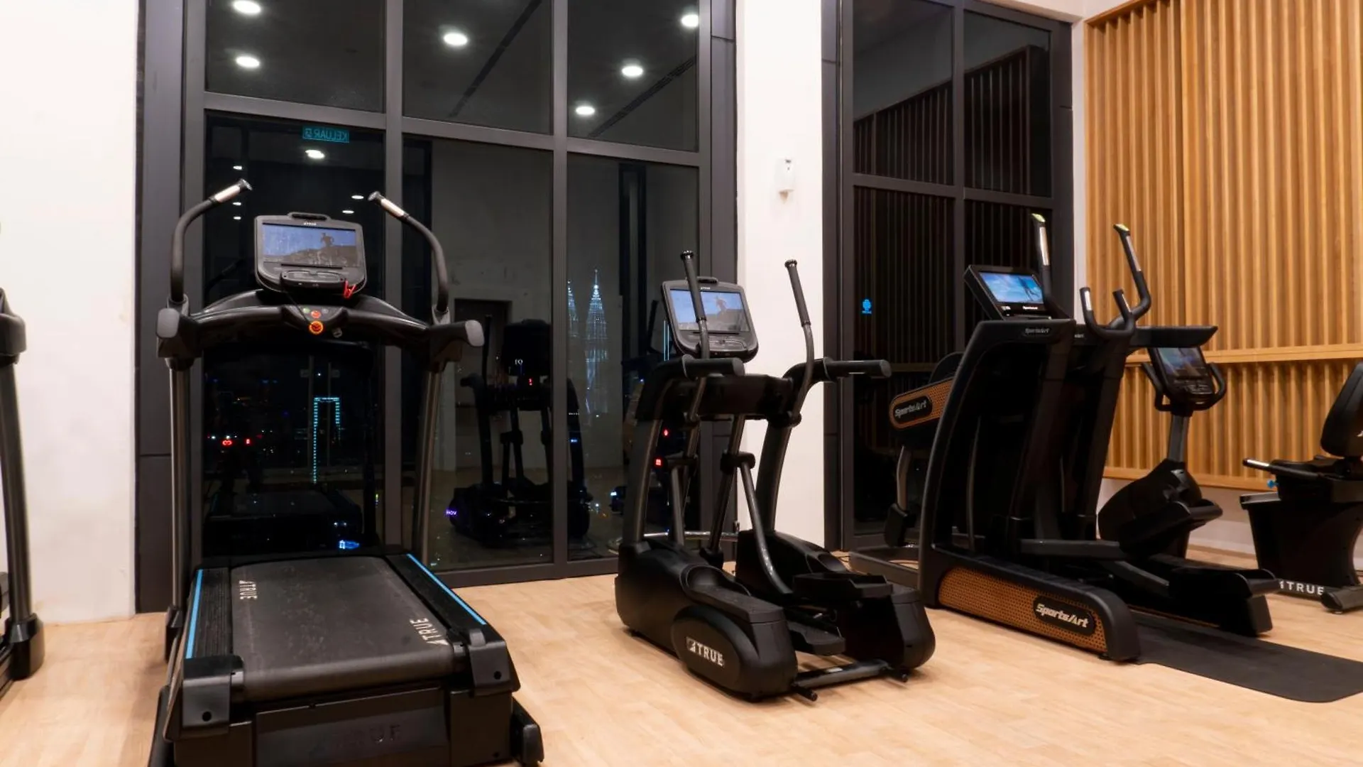 Lalaport Suites At Lucentia Bukit Bintang City Center Kuala Lumpur